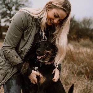 Meet your Posher, Paige